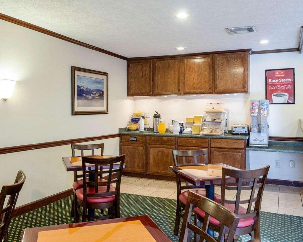 Econo Lodge Kosciusko Restoran gambar