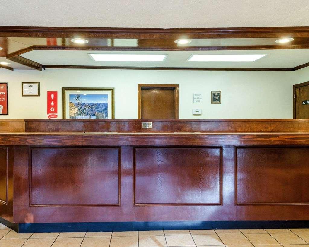 Econo Lodge Kosciusko Dalaman gambar